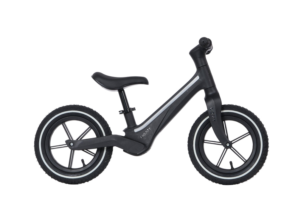 Chanty Go Sort Løbecykel | Med Integreret Lys | Børnecyklerne - BørnecyklerneChantyBørnecyklerneLB - 12 - BLACKEAN5715518000011Chanty Go Sort Løbecykel | Med Integreret Lys | Børnecyklerne