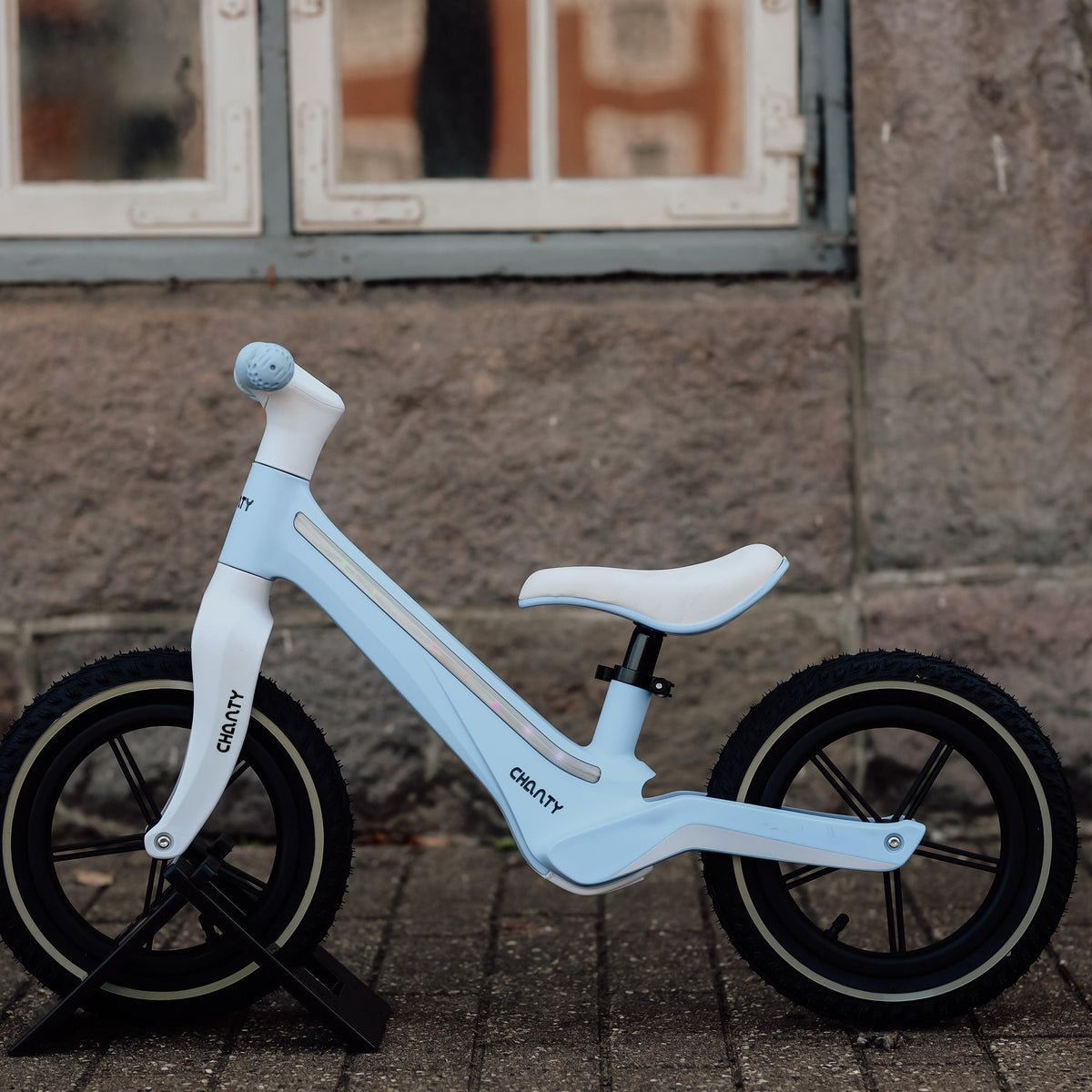Chanty Go Blau Laufrad | Mit integriertem Licht